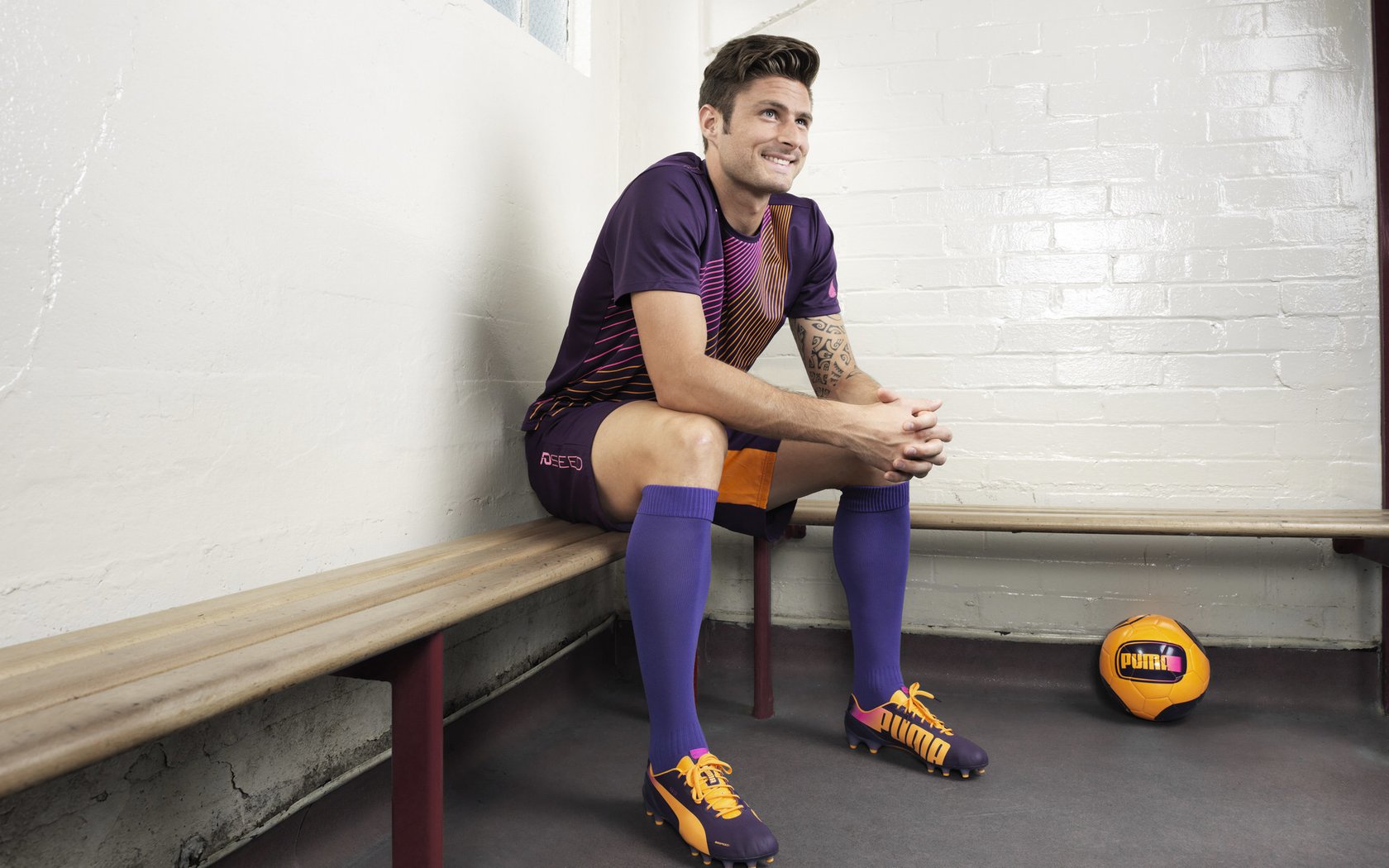 100米自由泳划频与速度动态分析，100米 自由泳